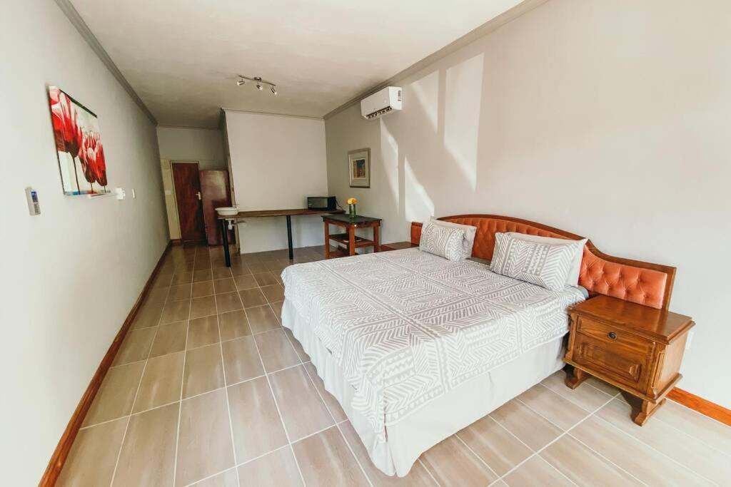 Le Grec Wine Tram Apartment Franschhoek Eksteriør billede